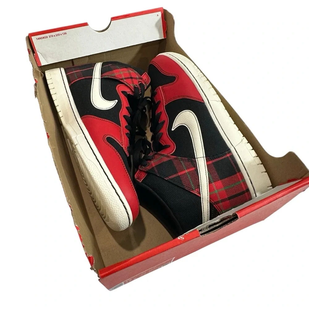 Nike Men's Dunk Hi Retro SE‎ Black University Red Tartan Plaid Size 13 DV0826-00